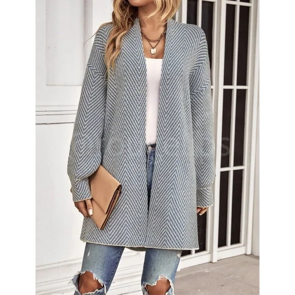 Knit Chevron Open Cardigan Bishop Sleeves Hip Length Dusty Blue on Off White - Picture 3 of 10